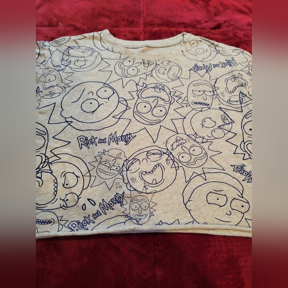 Crop top Rick and Morty - Picture 2 of 3